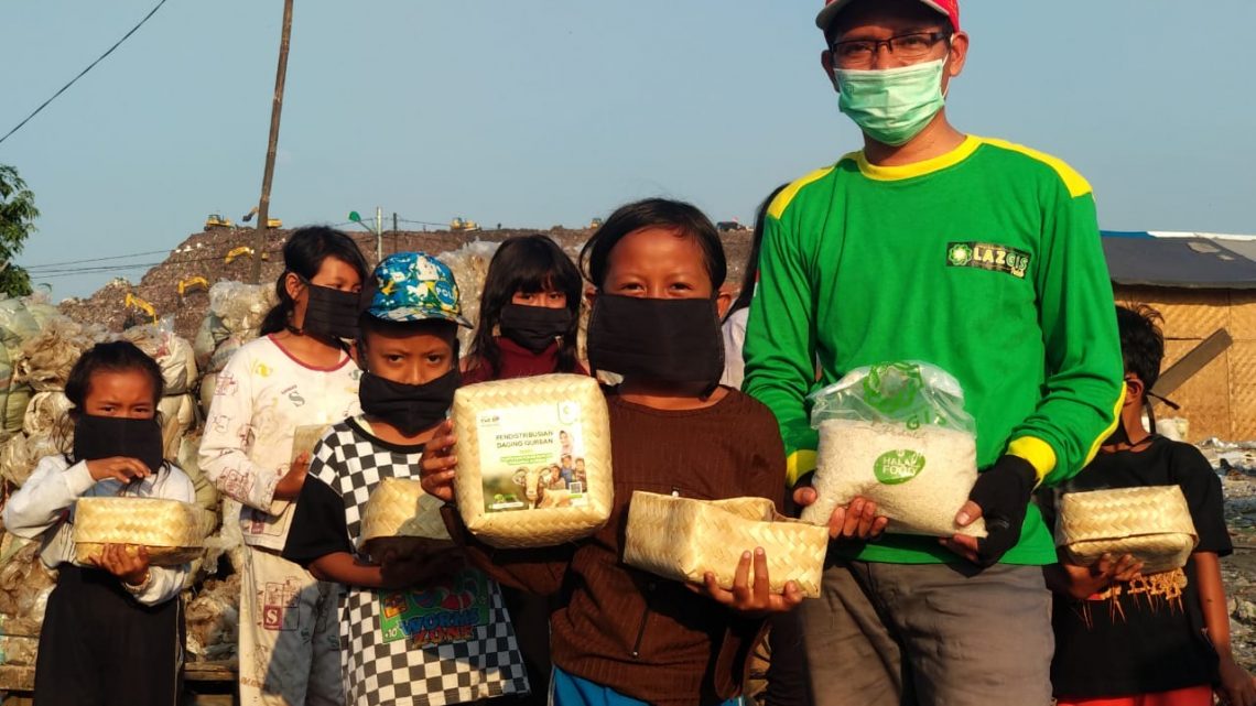 Dari Lampung Hingga Lombok, LAZGIS Distribusikan Daging Qurban untuk Yatim Dhuafa